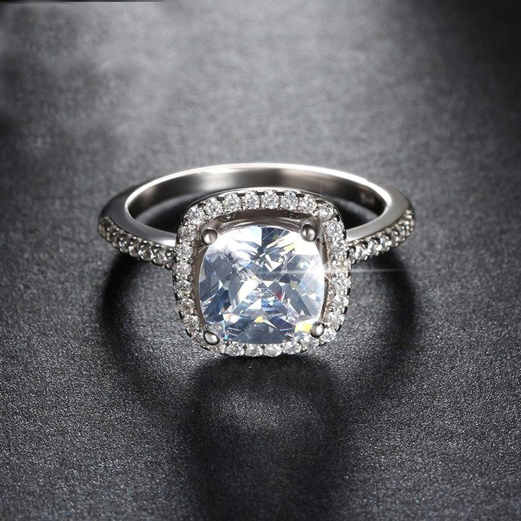 2.00 CT Cushion-Cut Queen White  Elements Ring